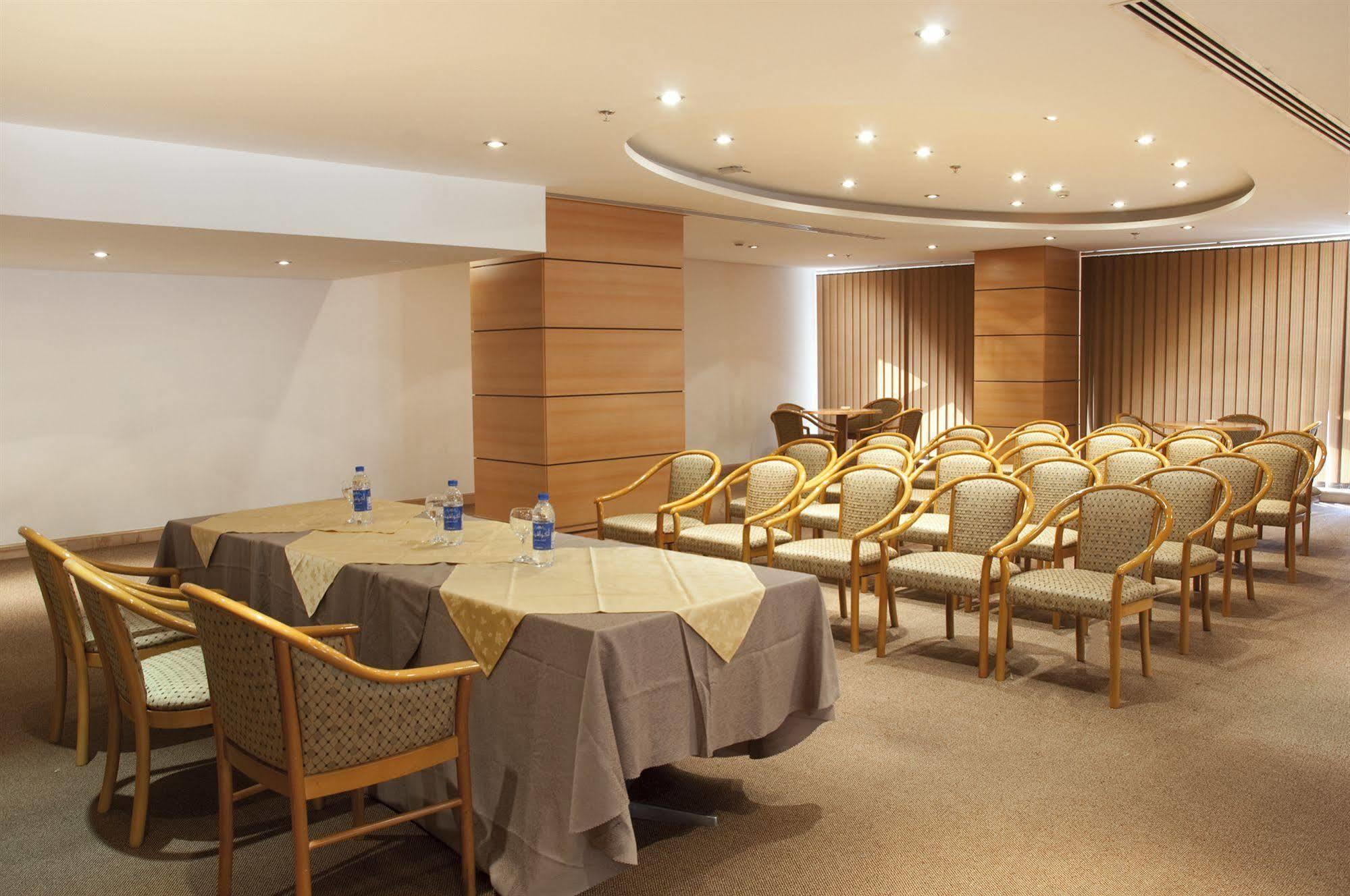 Elaf Al Mashaer Hotel Makkah Mecca Exterior photo The meeting room